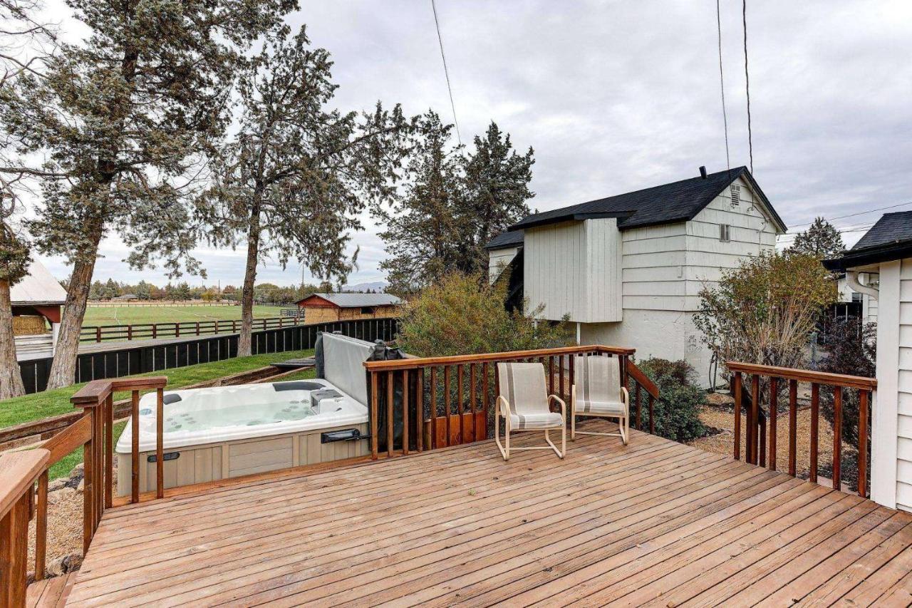 The Old Reindeer Ranch Villa Redmond Exterior photo